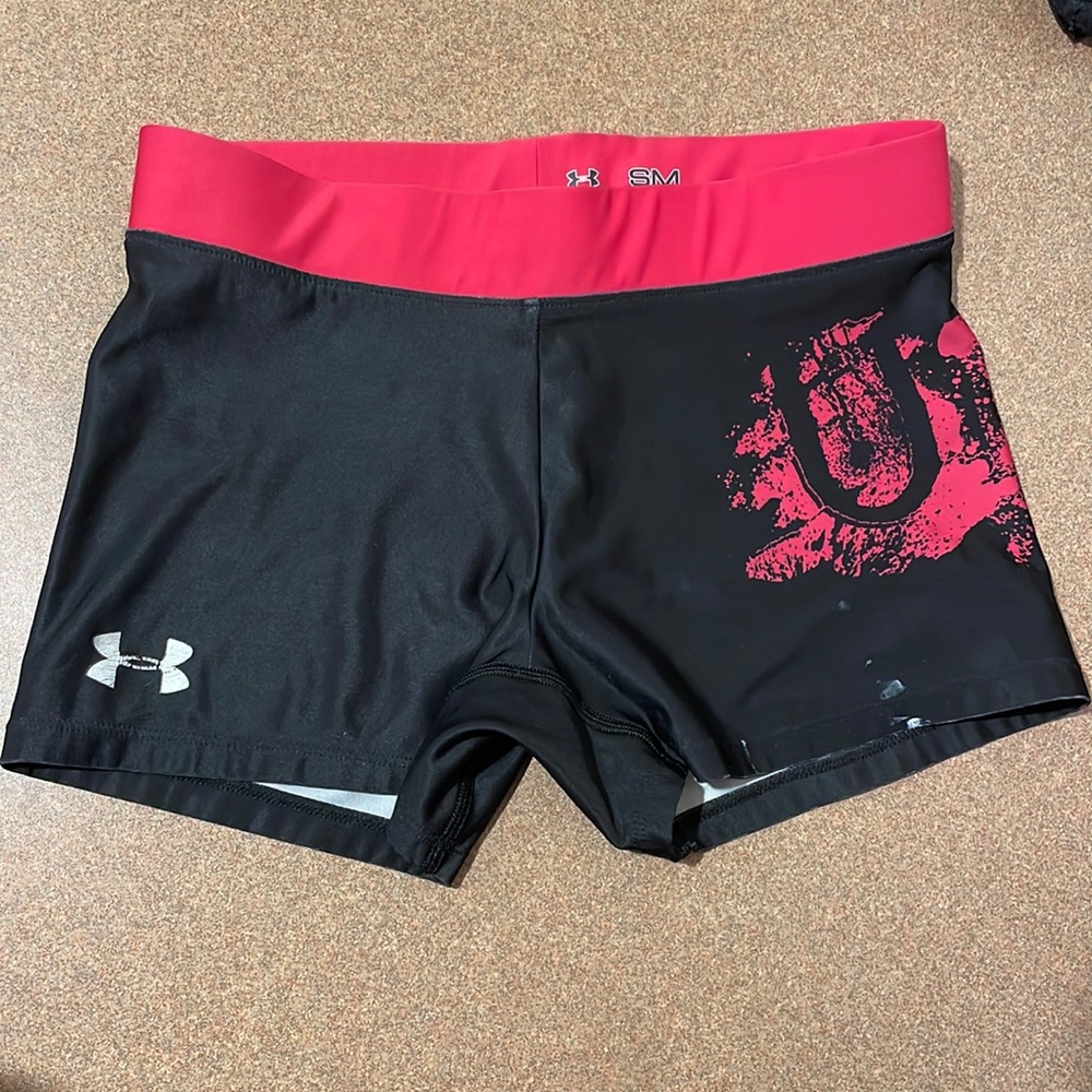 Small Under Armour compression shorts